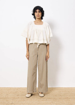 Patricie Blouse | Creme - Glamourous Grace