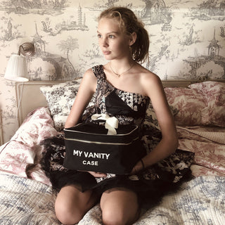 My Vanity Large Beauty Box – Black - Glamourous Grace