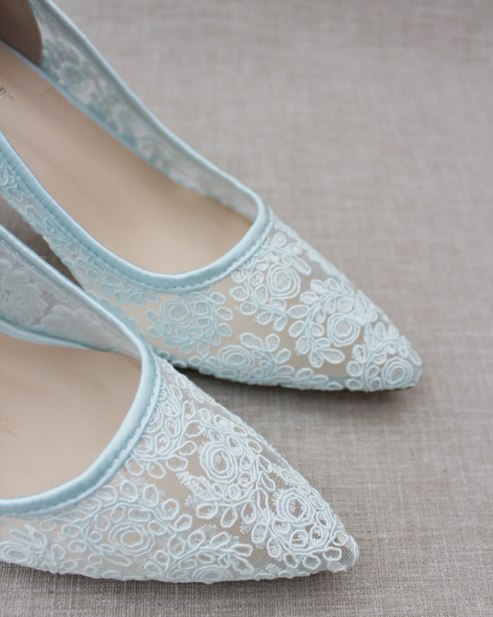 Lace Evening Pump