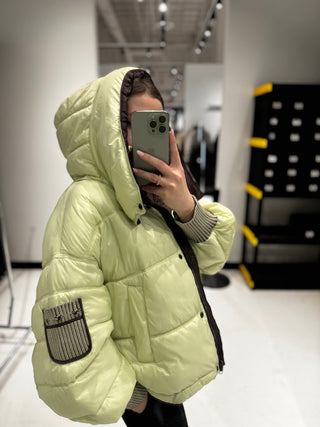 Reversible Hooded Bio-Down Jacket in Lemon/Chocolate