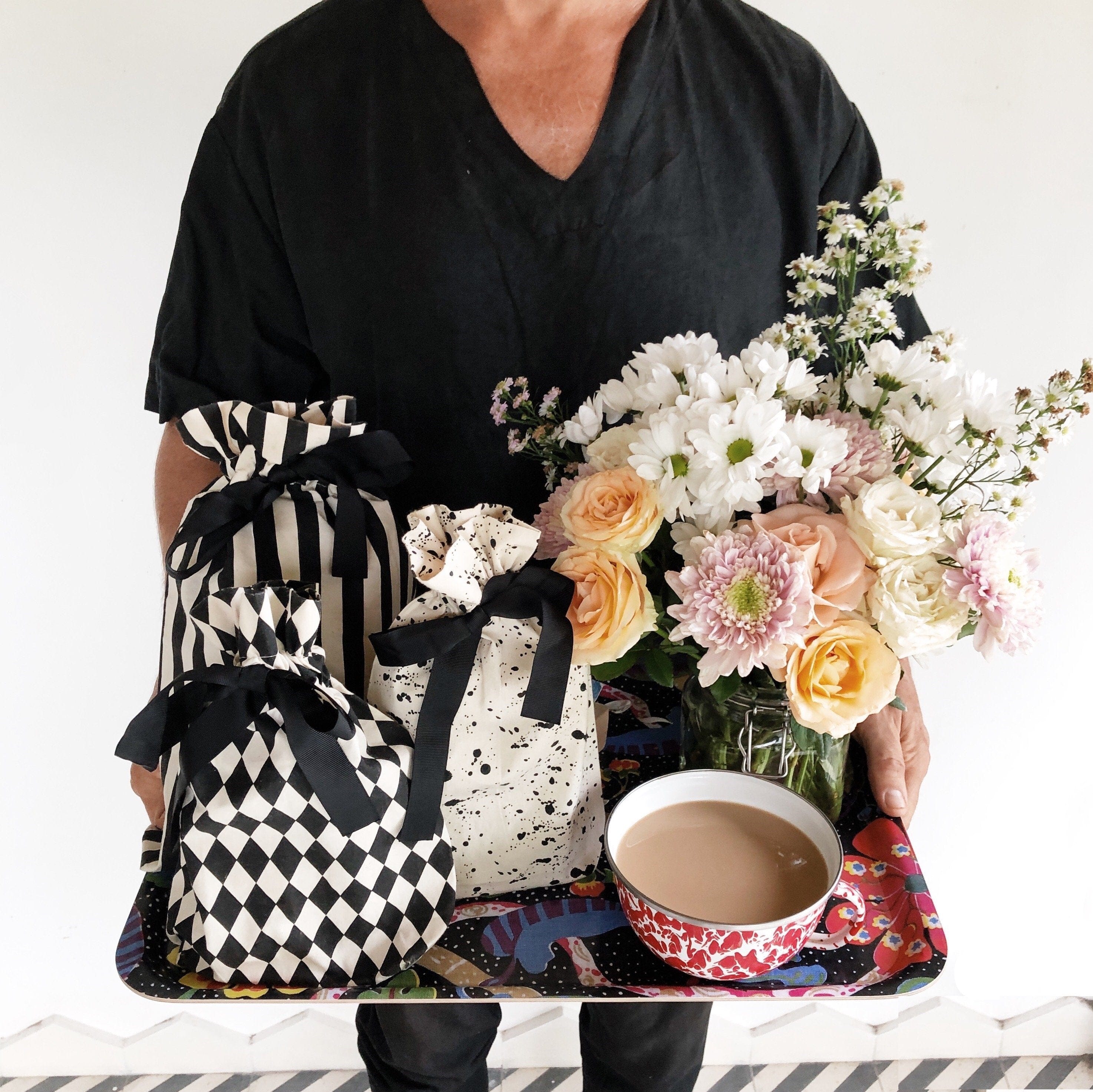 Gift Bag Striped Medium - Glamourous Grace