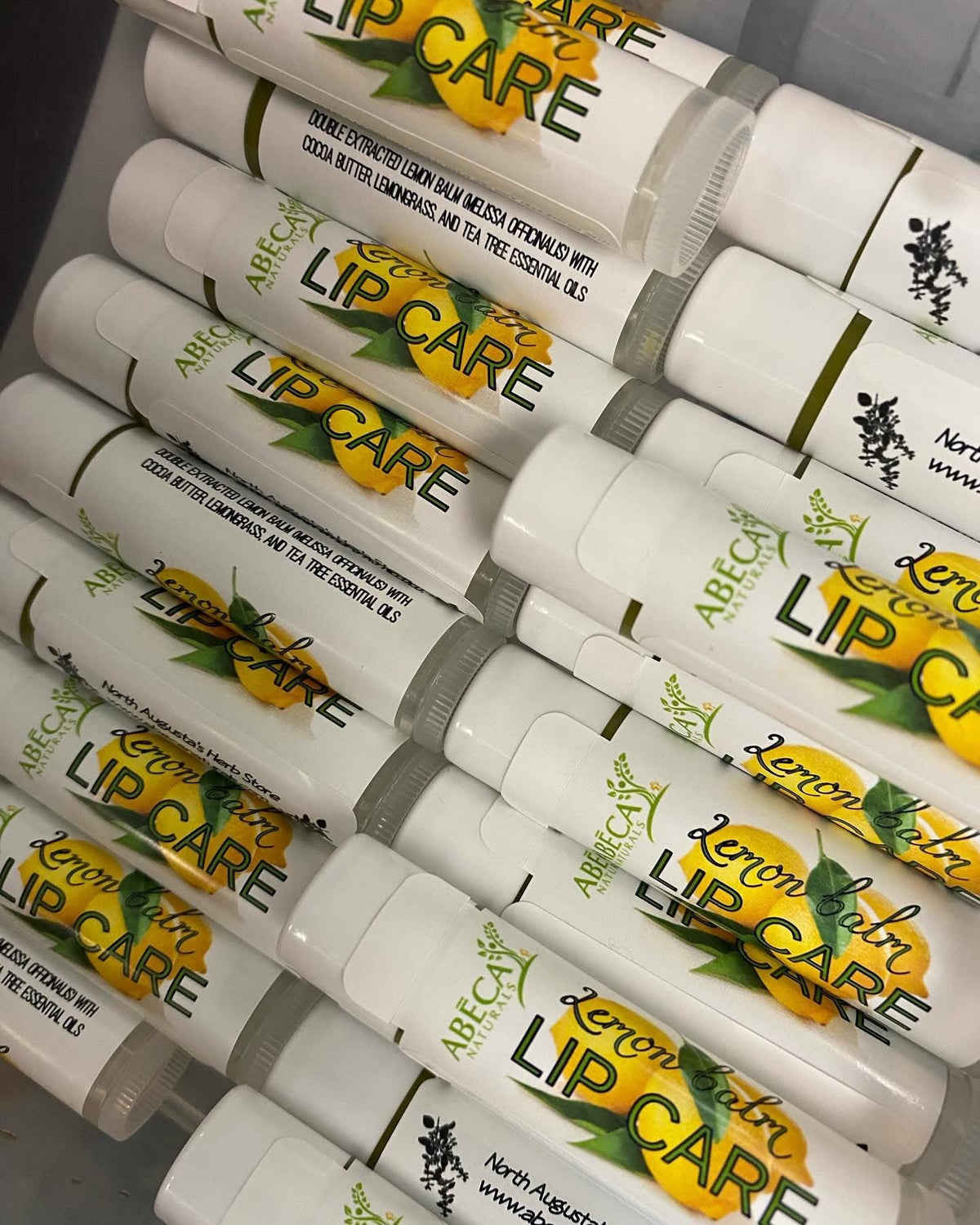 Lemon🌱balm Lip Care - Glamourous Grace