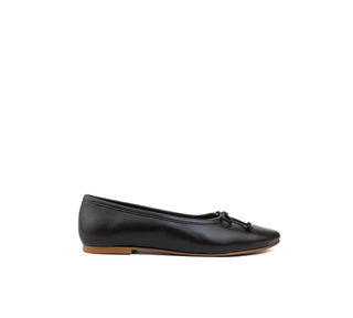 Belle Black Leather - Glamourous Grace