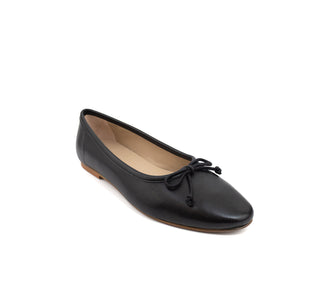 Belle Black Leather - Glamourous Grace