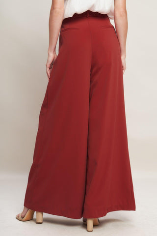 THROW IT BACK WOVEN PANTS - Glamourous Grace