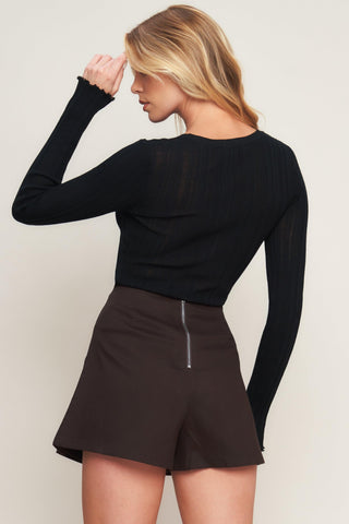 SERENE CHICNESS WOVEN SKORT - Glamourous Grace