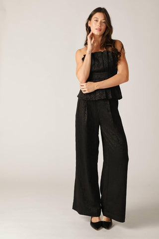 ELEGANT ESSENCE WOVEN PANTS - Glamourous Grace