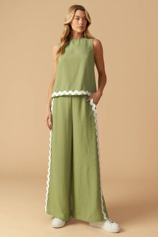 DRIFTING CURRENTS WOVEN PANTS - Glamourous Grace