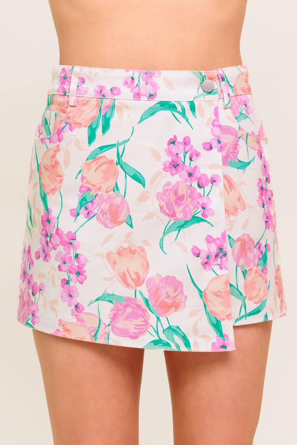 ROSEWOOD STORY WOVEN SKORT - Glamourous Grace