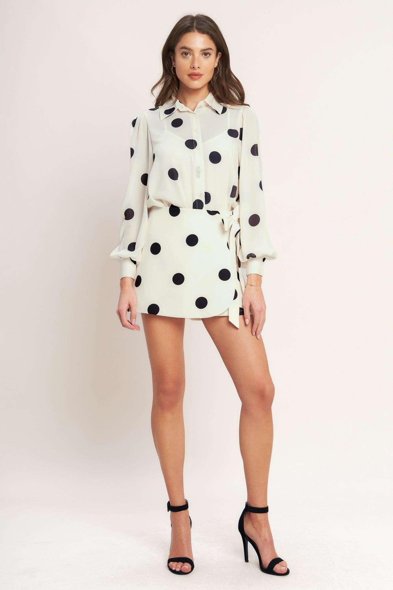 PLAYFUL CONFIDENCE WOVEN SKORT - Glamourous Grace