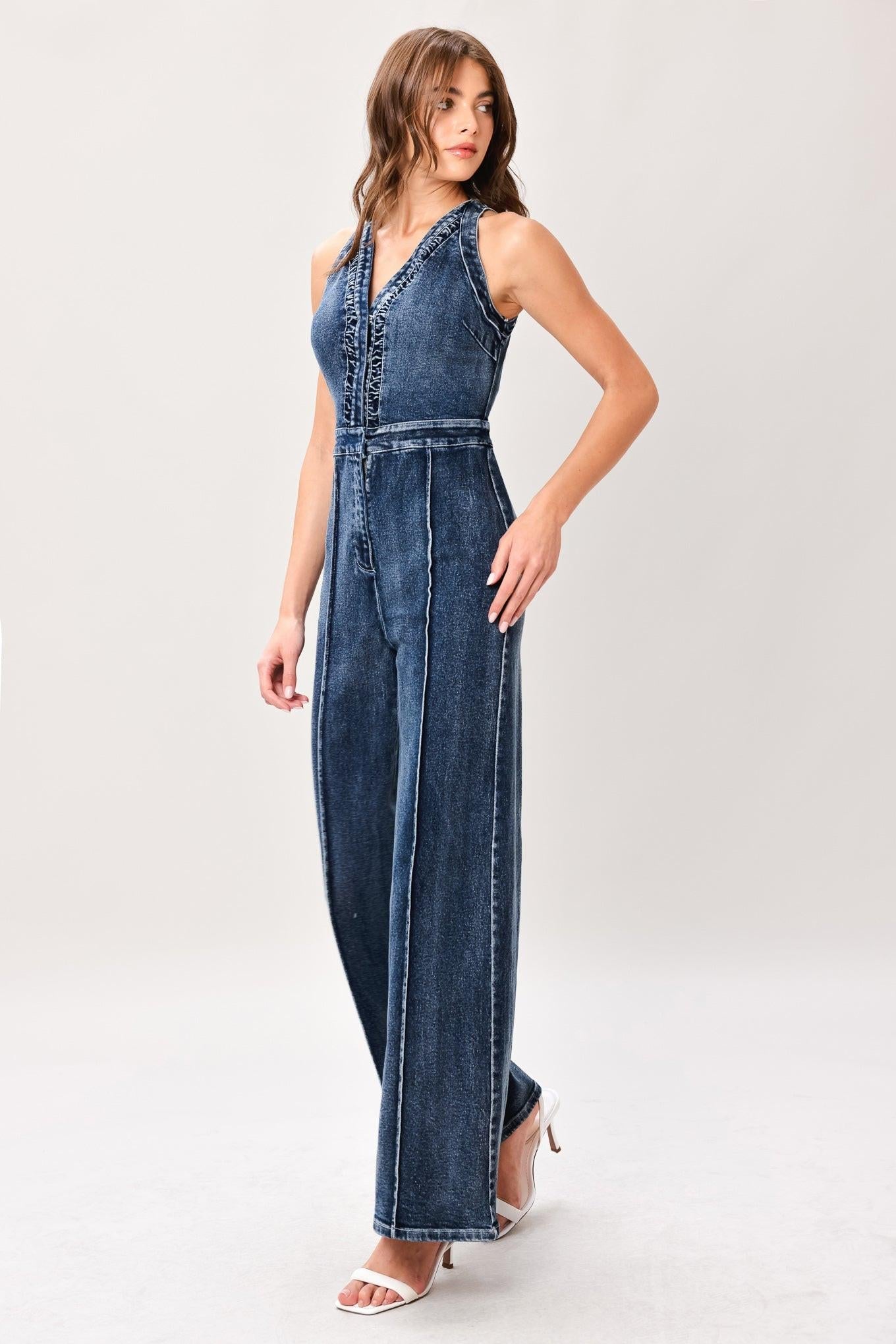 COOL STRUCTURE DENIM JUMPSUIT - Glamourous Grace