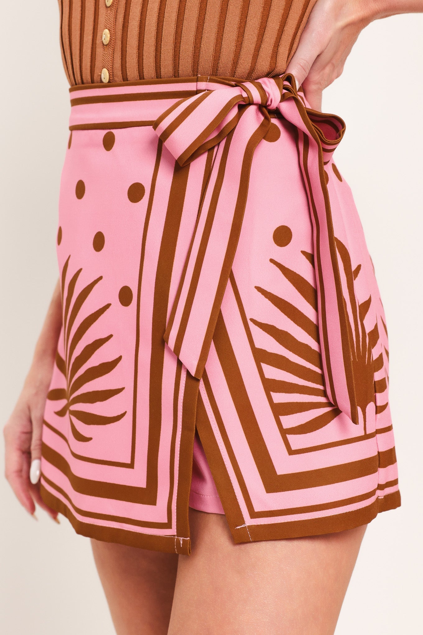 VINTAGE RESORT WOVEN SKORT - Glamourous Grace