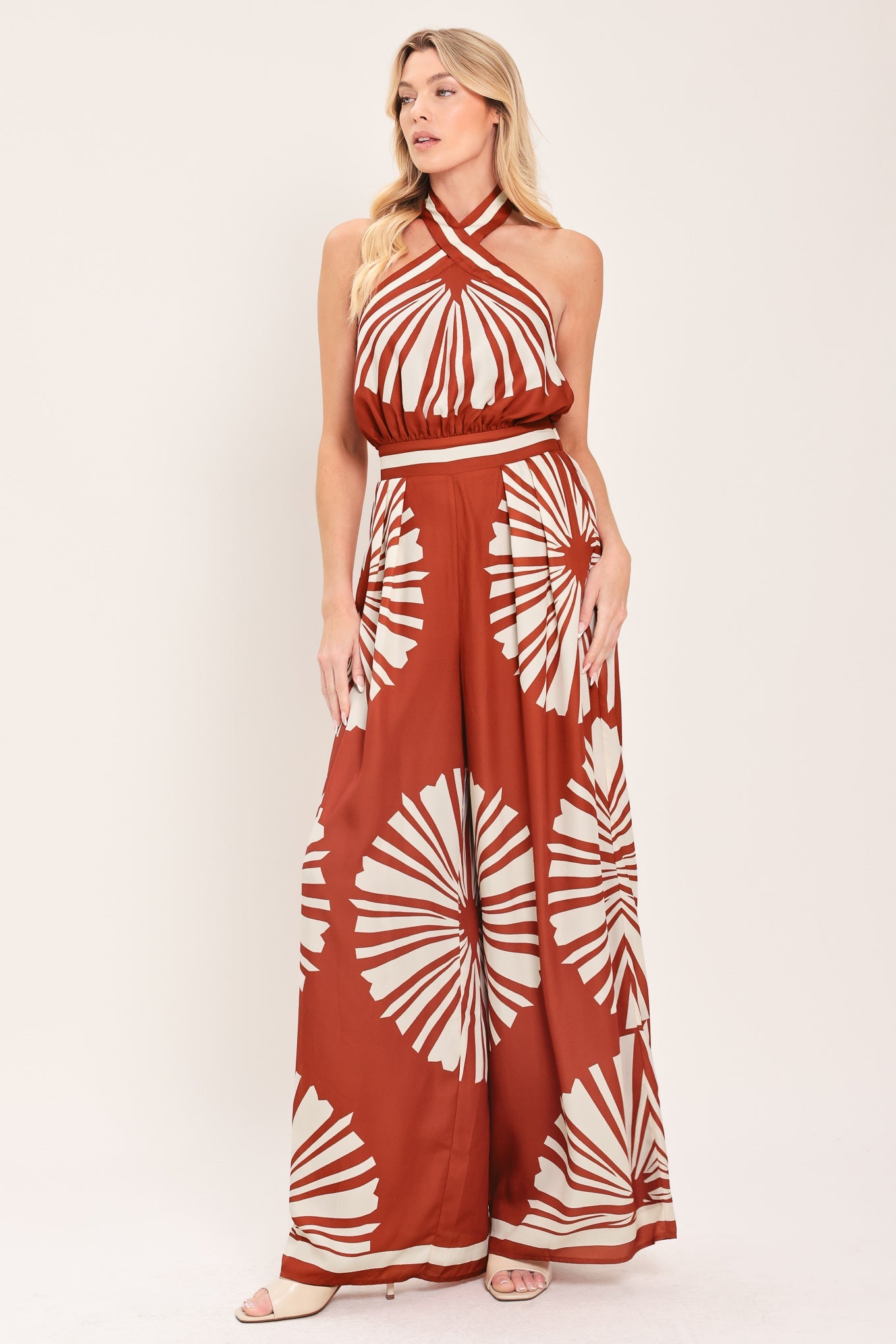 SUMMER RADIANCE WOVEN JUMPSUIT - Glamourous Grace