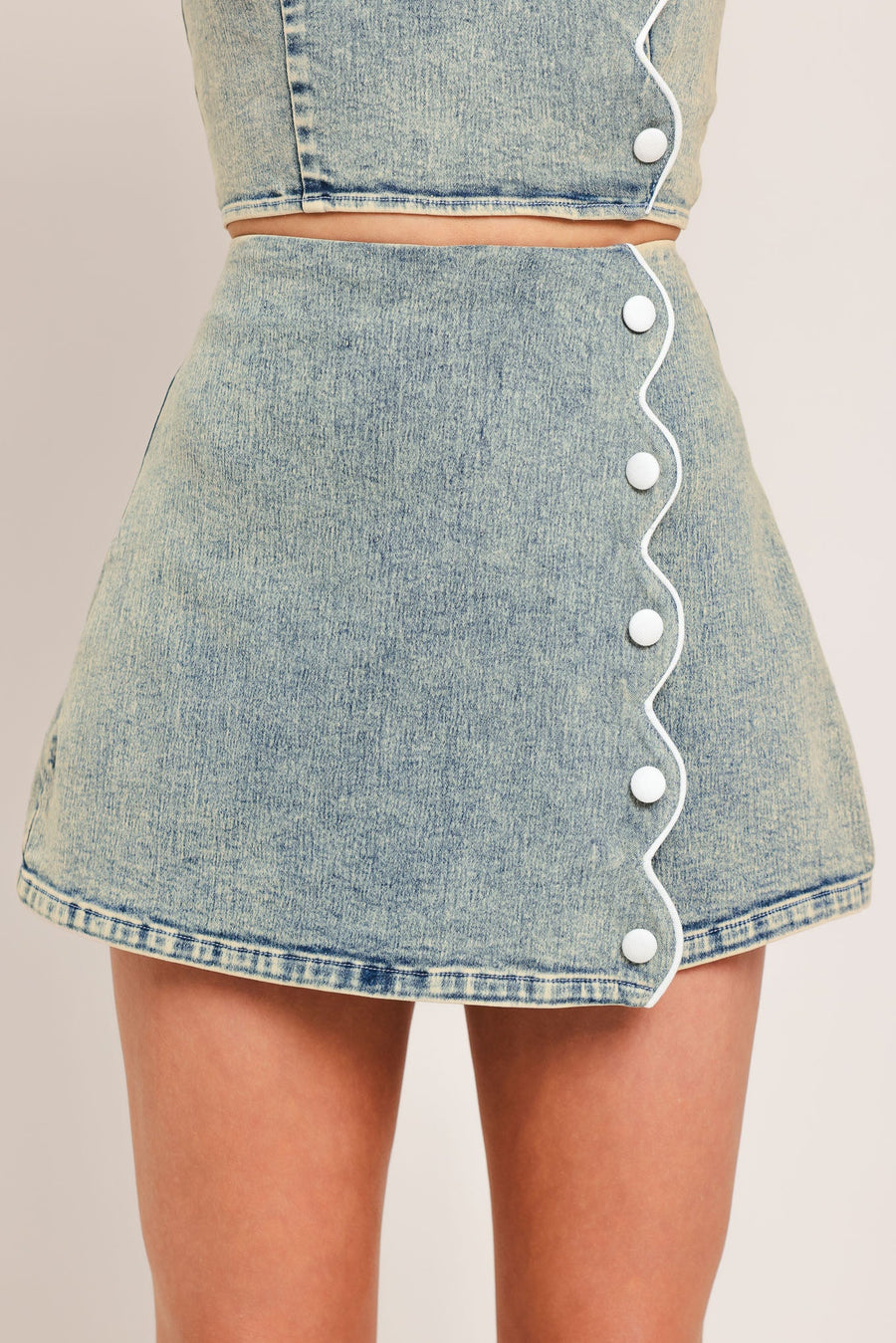 SWEET DETAIL DENIM SKORT - Glamourous Grace
