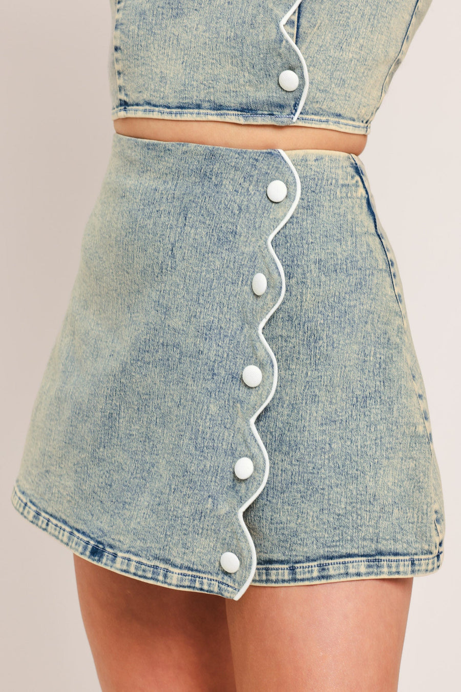 SWEET DETAIL DENIM SKORT - Glamourous Grace