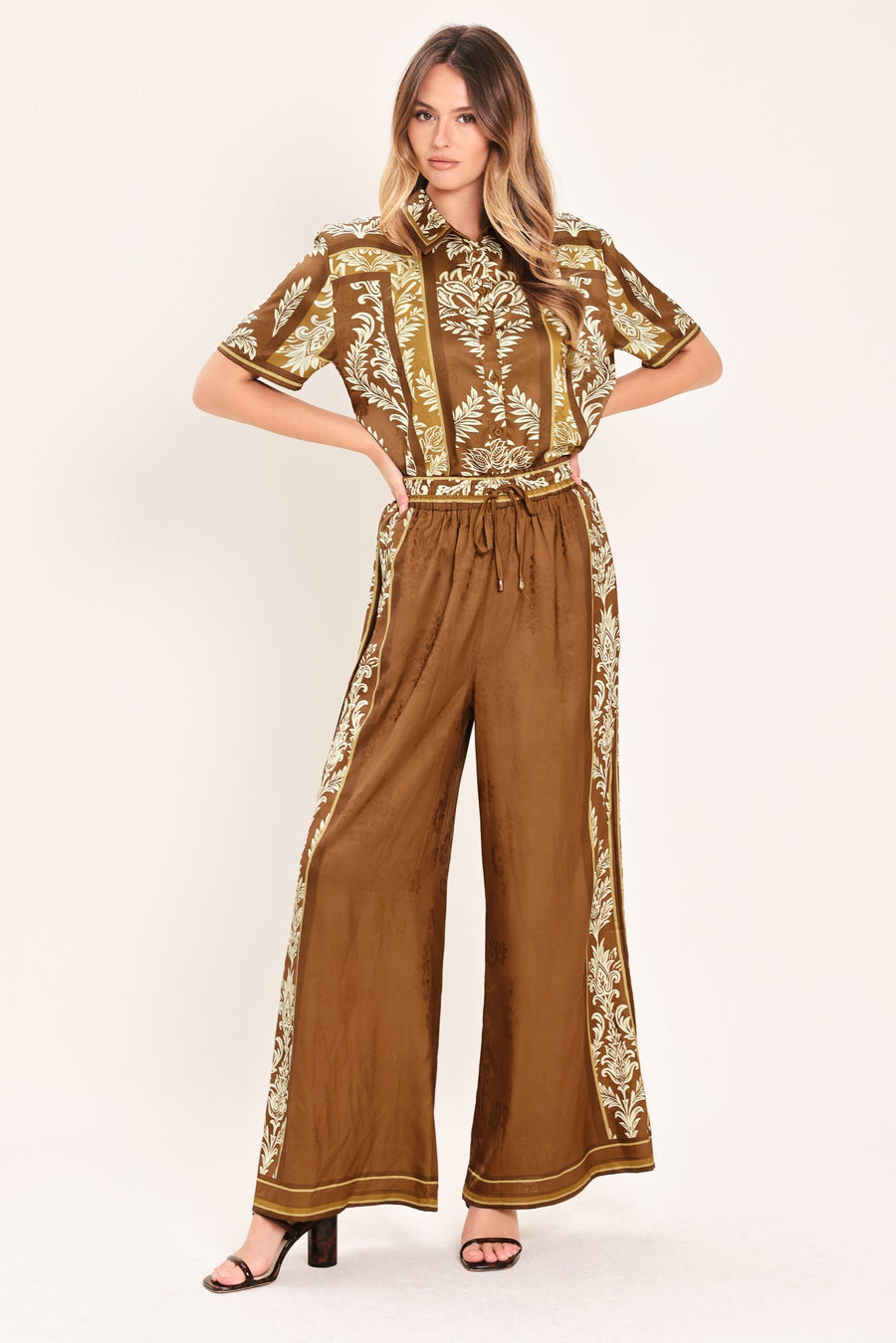 VINTAGE MANOR PALAZZO WOVEN PANTS - Glamourous Grace