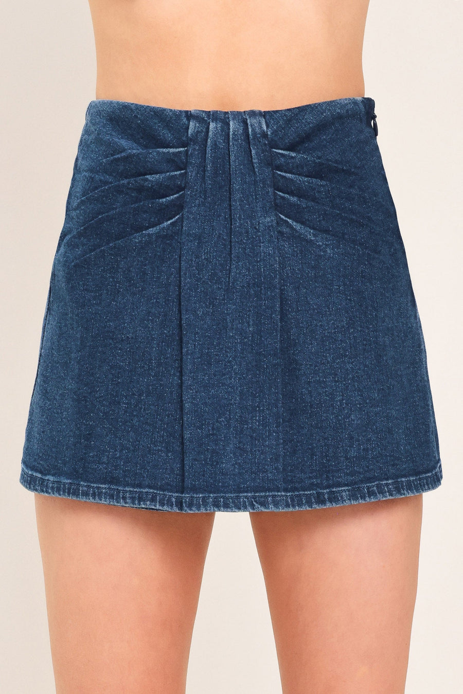 INDIGO RUCHING DENIM SKORT - Glamourous Grace