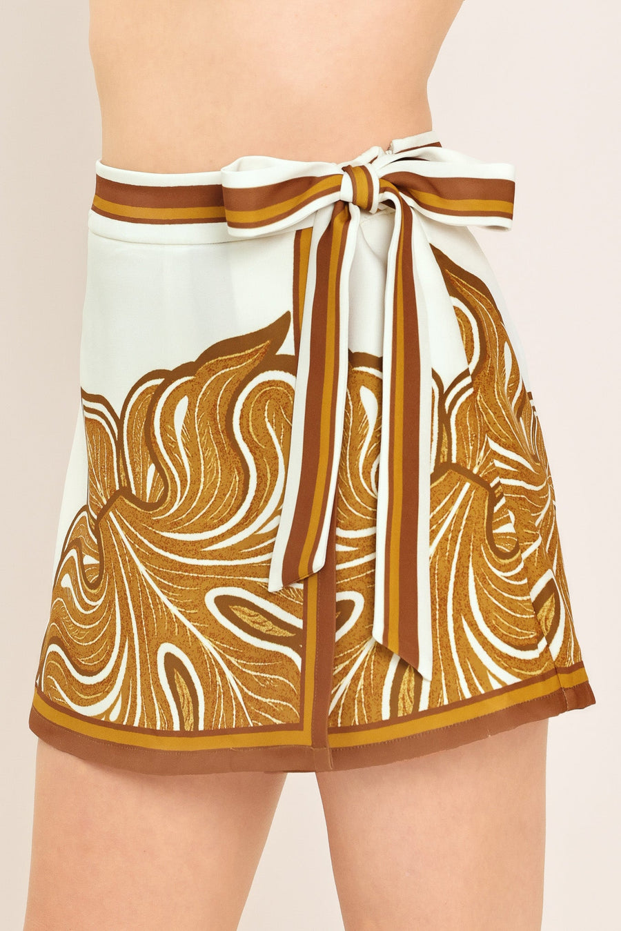 DESERT BLOOM WOVEN SKORT - Glamourous Grace