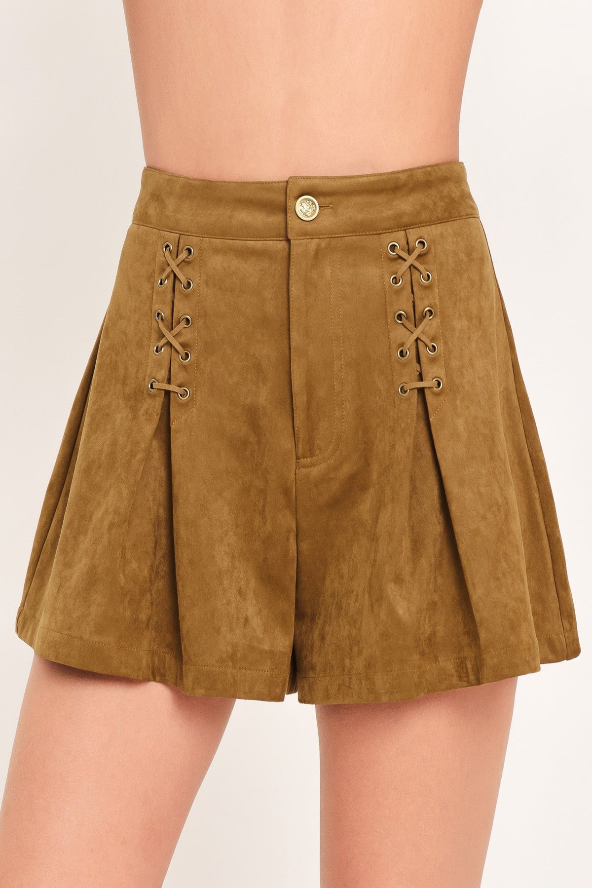 AMBER ARABESQUE AURA FAUX SUEDE SHORTS - Glamourous Grace