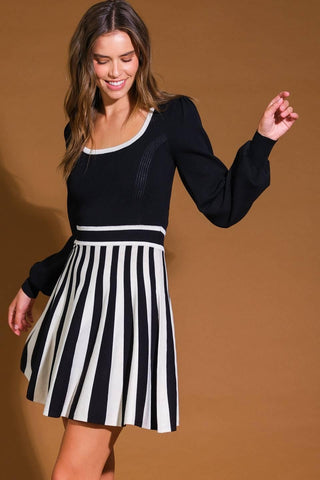 SOFT ATTITUDE WOVEN MINI DRESS - Glamourous Grace