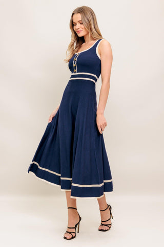 DREAMY DAISY KNIT MIDI DRESS - Glamourous Grace