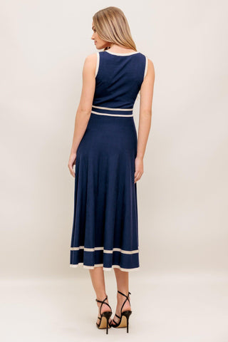 DREAMY DAISY KNIT MIDI DRESS - Glamourous Grace