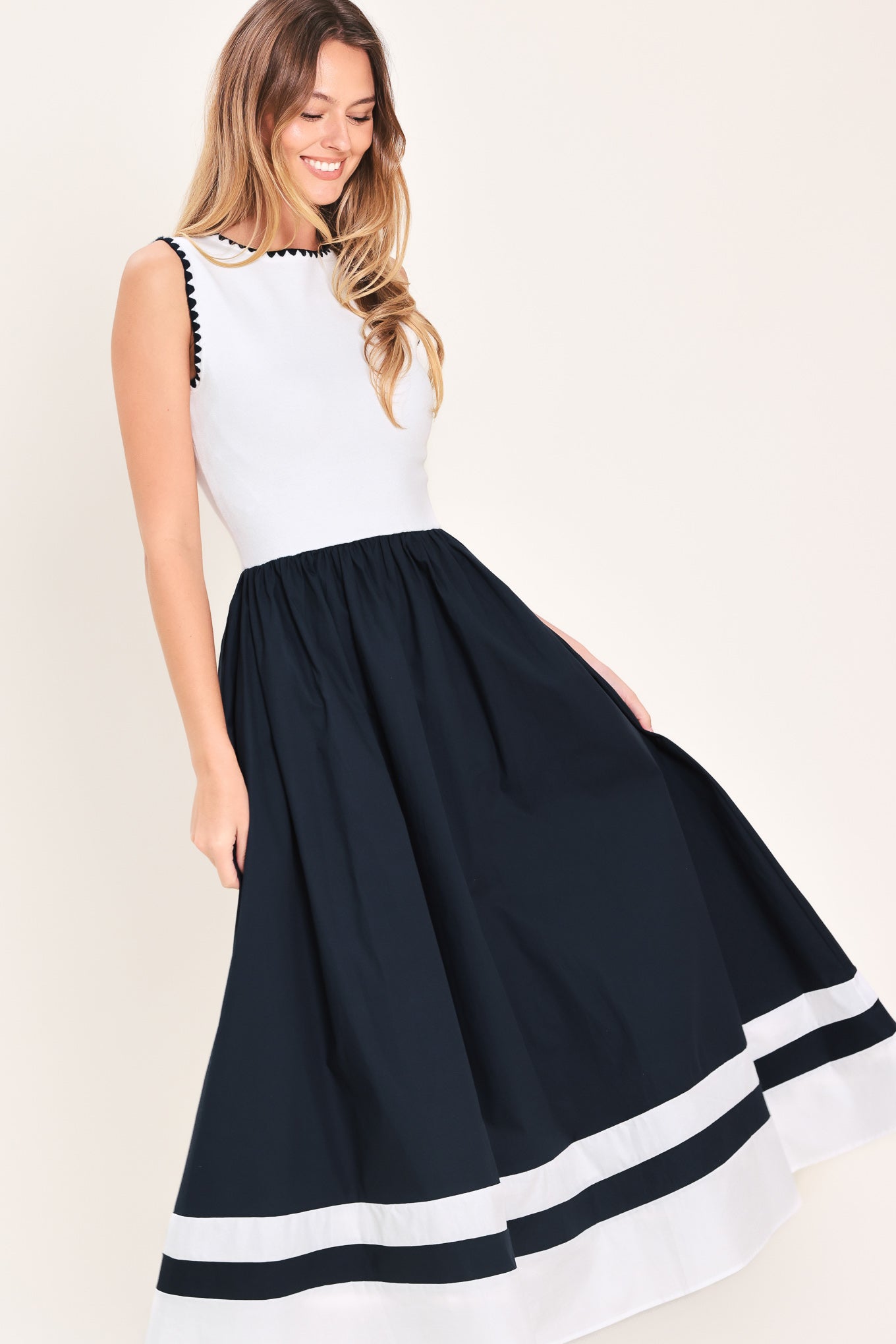 EVERYDAY ELEGANCE WOVEN COMBINATION MIDI DRESS - Glamourous Grace
