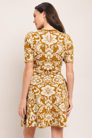 AMBER BLOOM SWEATER KNIT MINI DRESS - Glamourous Grace