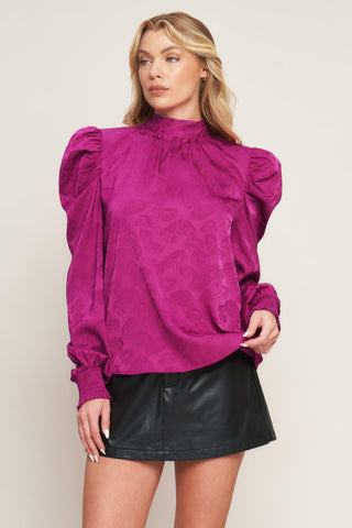 STOLEN GLANCES SATIN TOP - Glamourous Grace