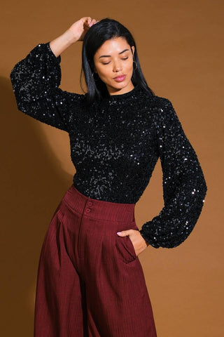 STAY THE SAME SEQUIN TOP - Glamourous Grace