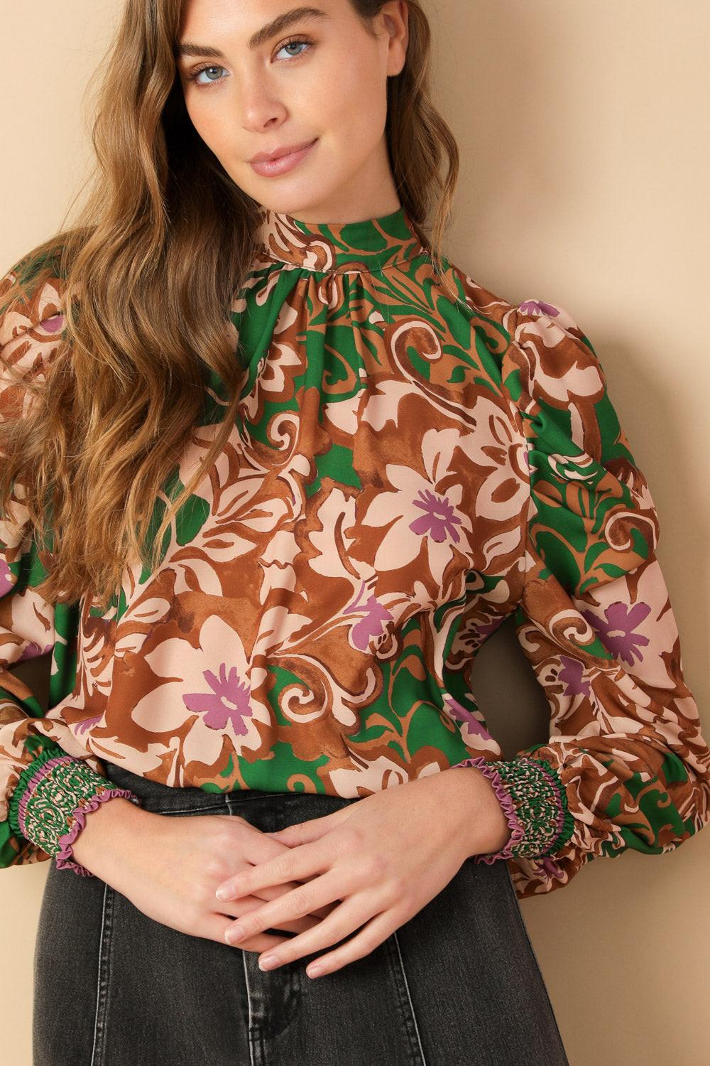 BREWED BLISS WOVEN TOP - Glamourous Grace