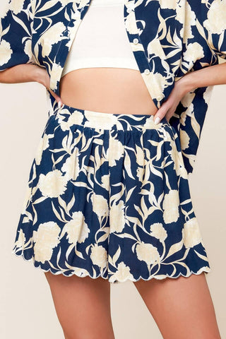 SLOW MORNINGS NAVY WOVEN TOP AND SHORTS SET - Glamourous Grace