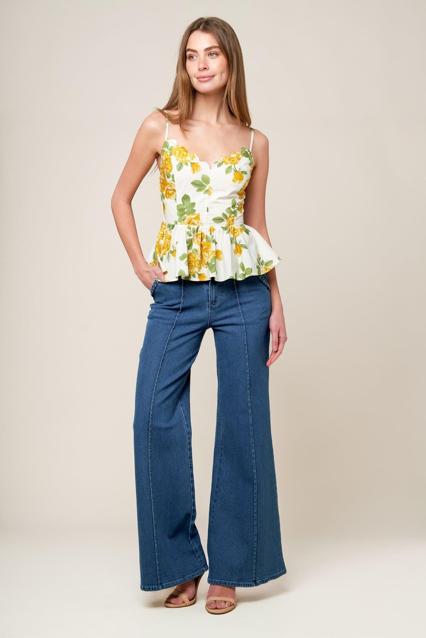 EVERY SUNDAY CREAM WOVEN TOP - Glamourous Grace