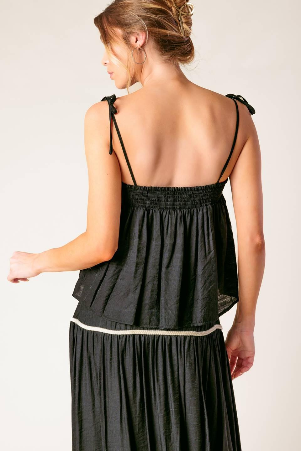 DIVIDE AND CONTOUR WOVEN TOP AND SKIRT SET - Glamourous Grace