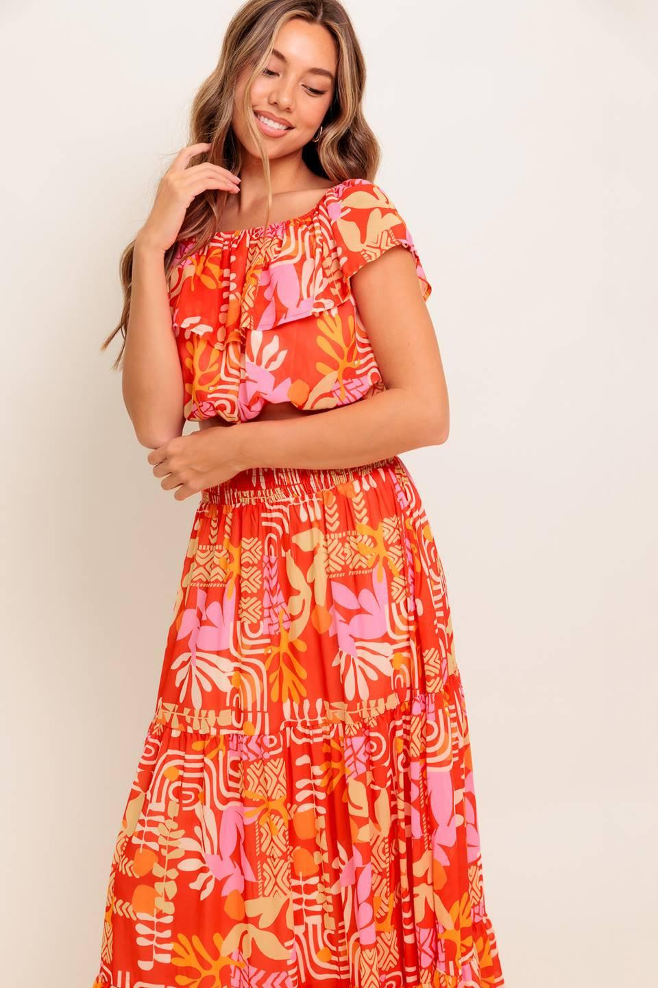 FAINT SUNBEAM RED WOVEN TOP AND SKIRT SET - Glamourous Grace