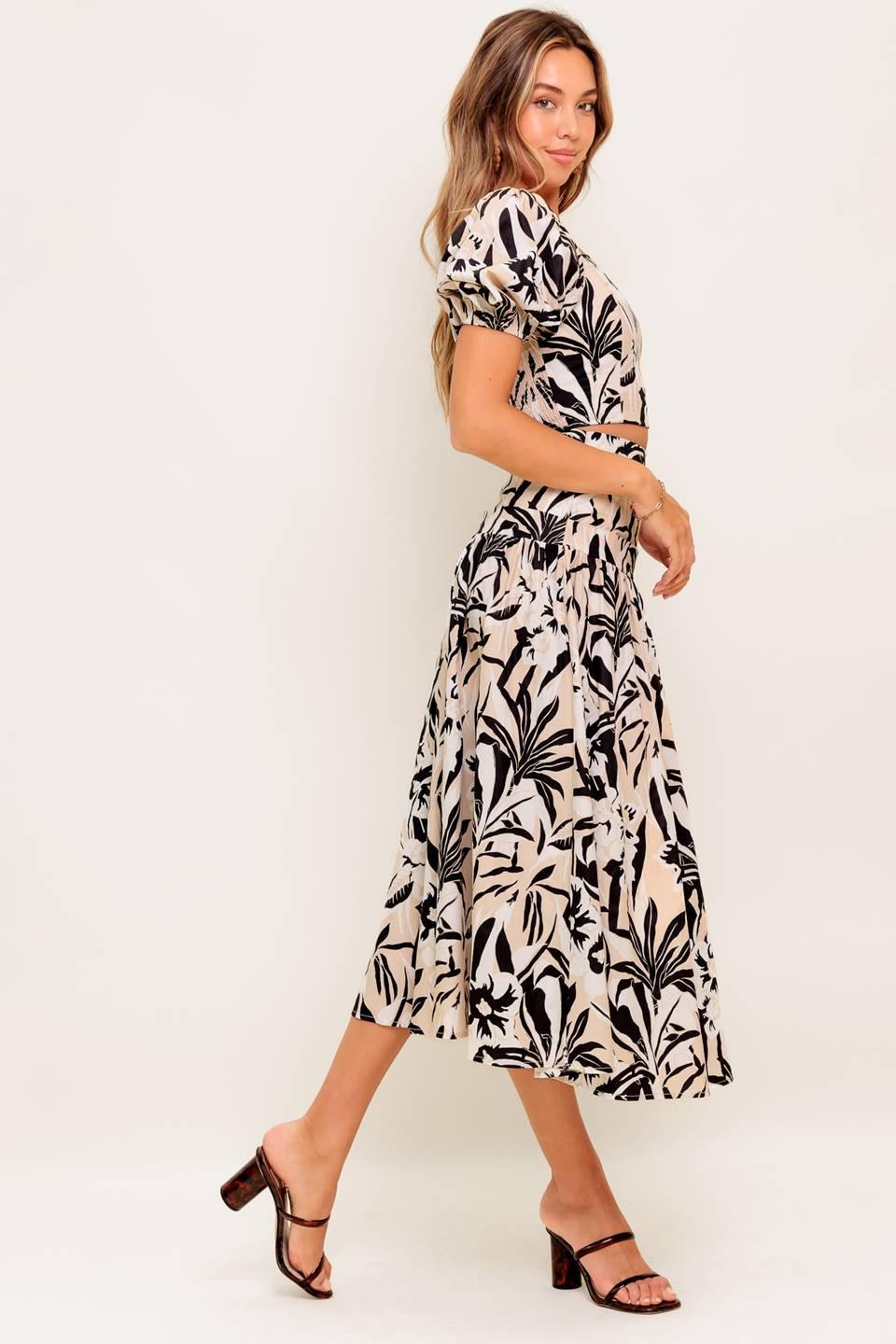 NEUTRAL ZONE WOVEN TOP AND SKIRT SET - Glamourous Grace