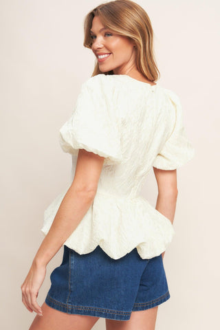 VANILLA SCALLOP WOVEN TOP - Glamourous Grace