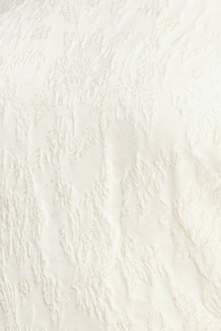 VANILLA SCALLOP WOVEN TOP - Glamourous Grace