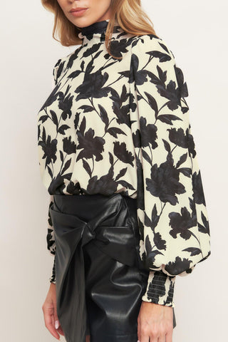 FREEDOM FLORAL STATEMENT WOVEN TOP