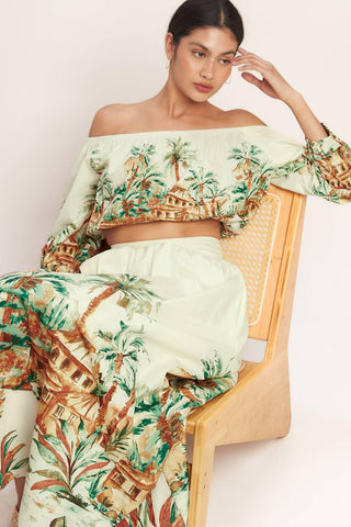 ISLAND TIME ONLY WOVEN CROP TOP - Glamourous Grace
