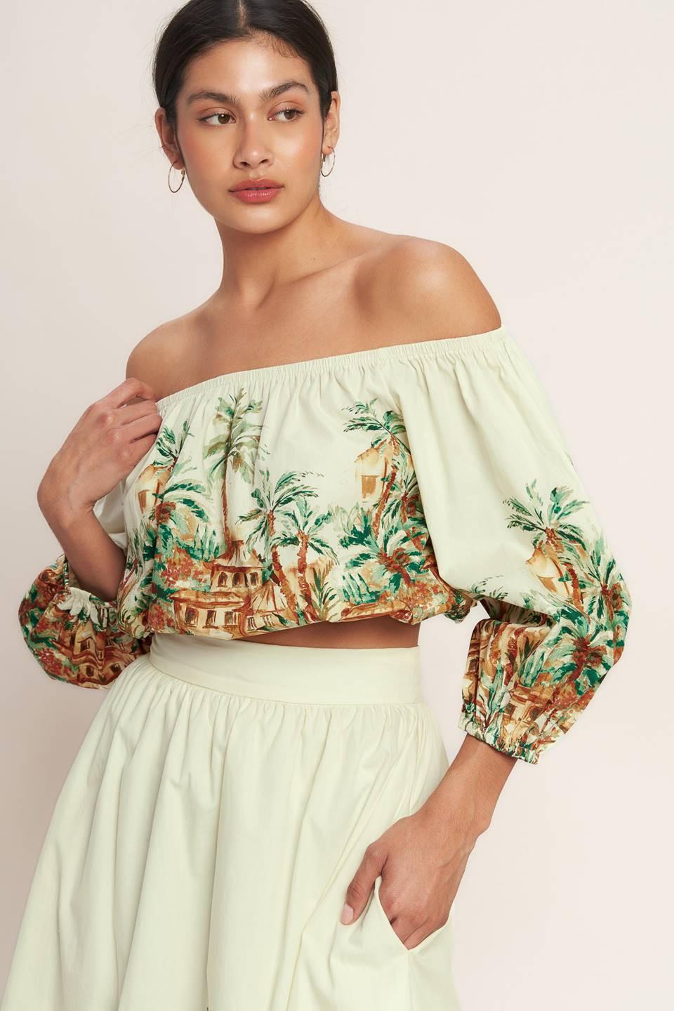 ISLAND TIME ONLY WOVEN CROP TOP - Glamourous Grace