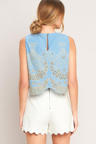 SKY BLOOM WOVEN EYELET TOP - Glamourous Grace
