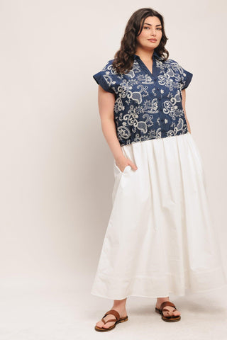 HANDCRAFTED FEEL EMBROIDERY TOP - Glamourous Grace