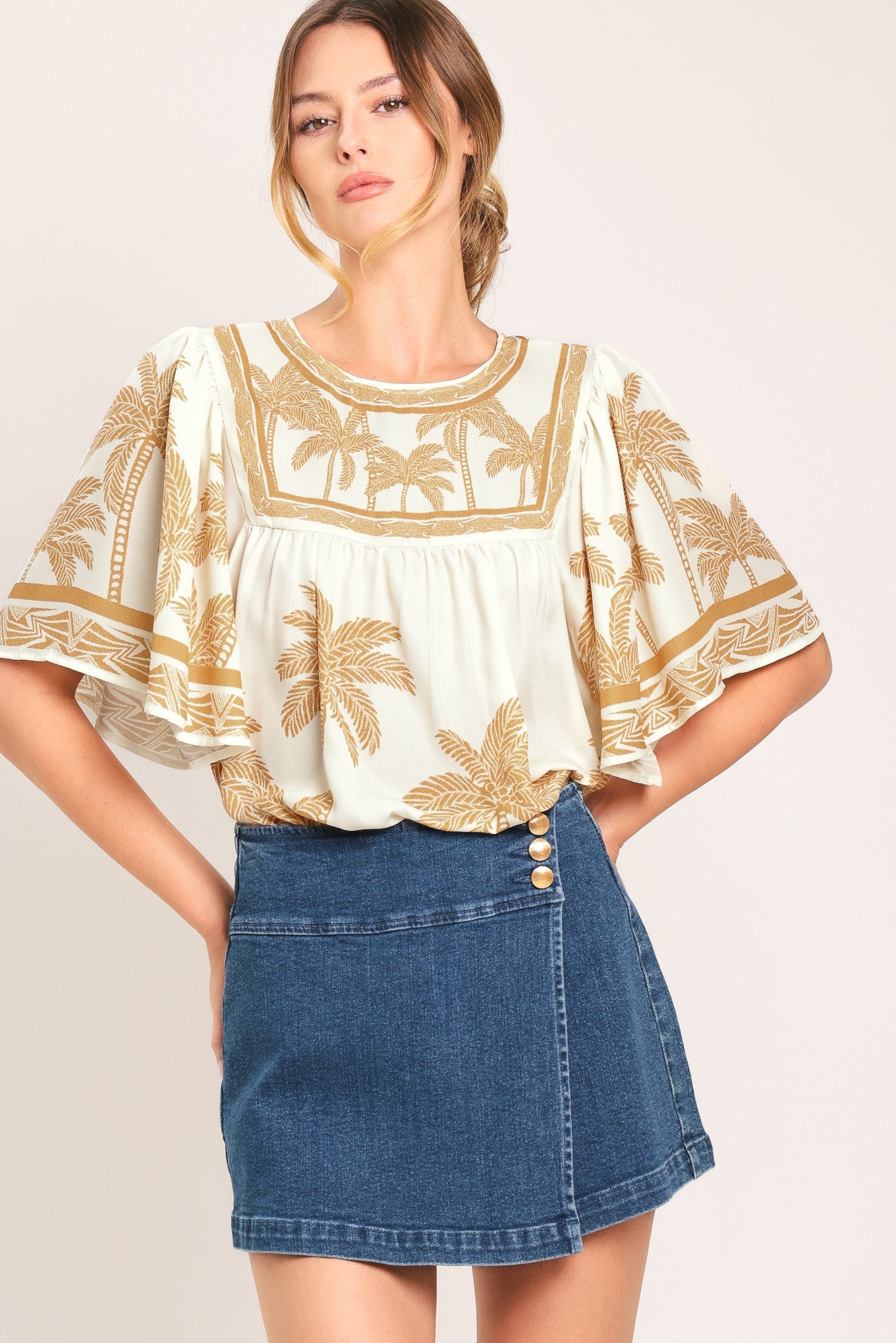 BREEZE STORY WOVEN TOP - Glamourous Grace
