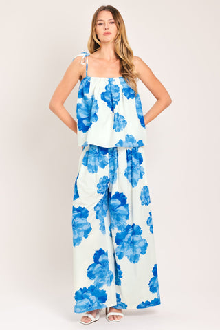 TROPIC BLUE WOVEN TOP - Glamourous Grace