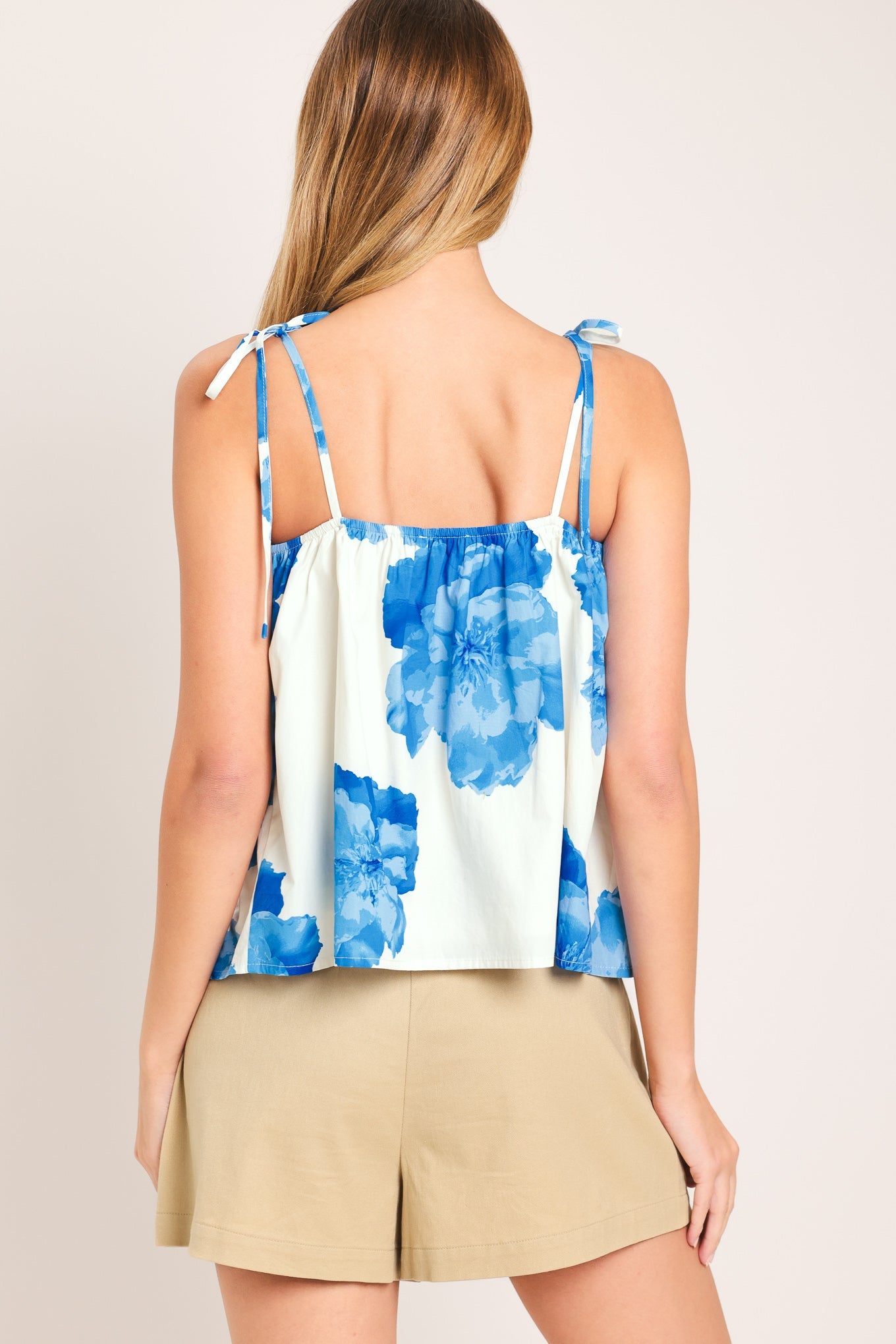 TROPIC BLUE WOVEN TOP - Glamourous Grace