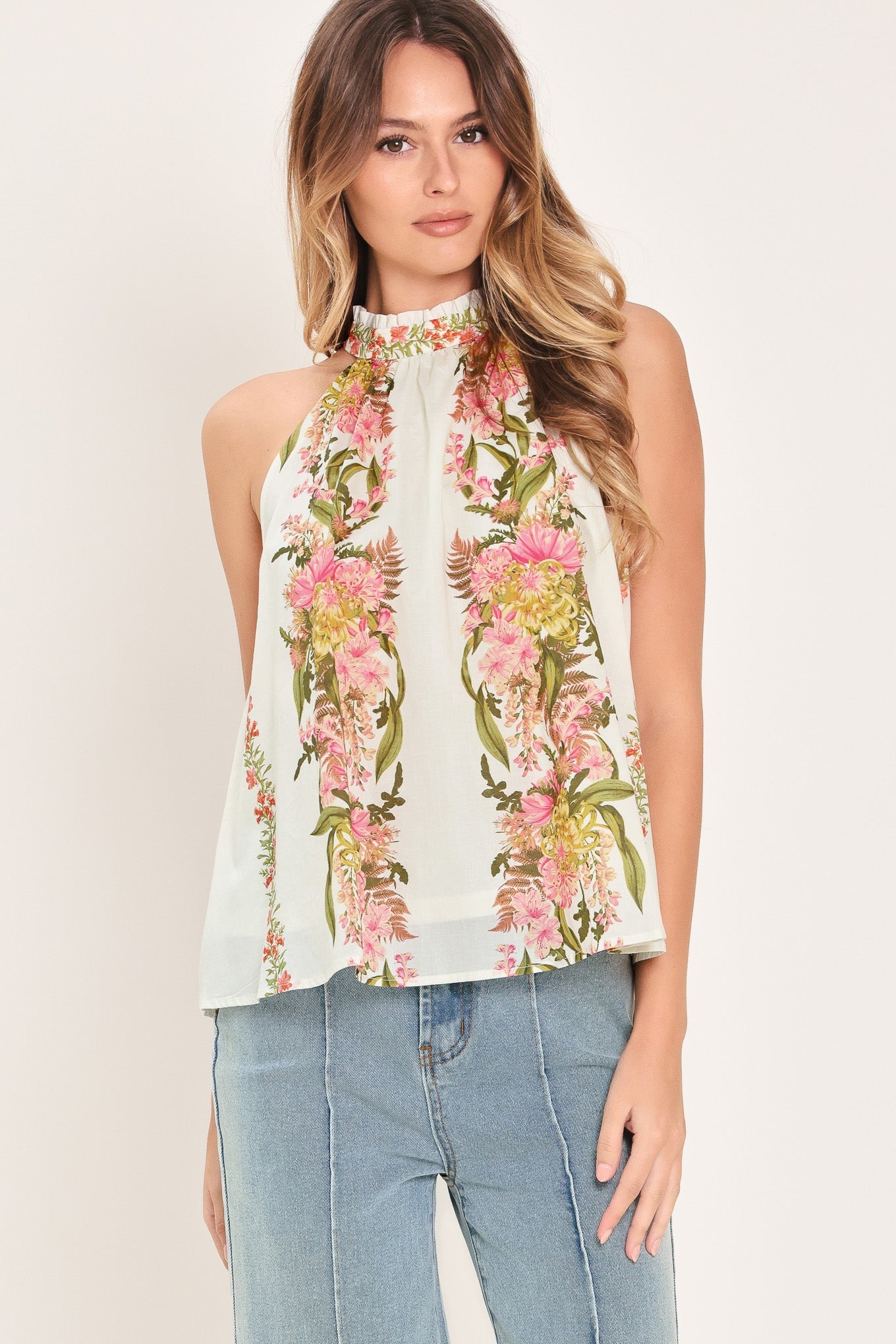 BOTANICAL ESCAPE WOVEN HALTER TOP - Glamourous Grace