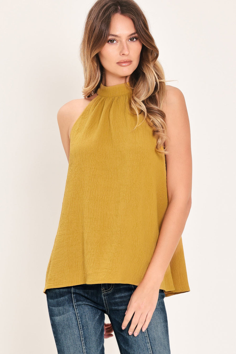 GOLDEN STATE OF MIND WOVEN HALTER TOP - Glamourous Grace