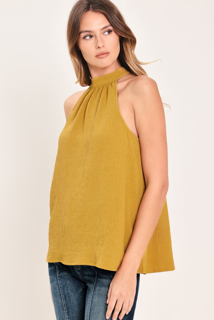 GOLDEN STATE OF MIND WOVEN HALTER TOP - Glamourous Grace
