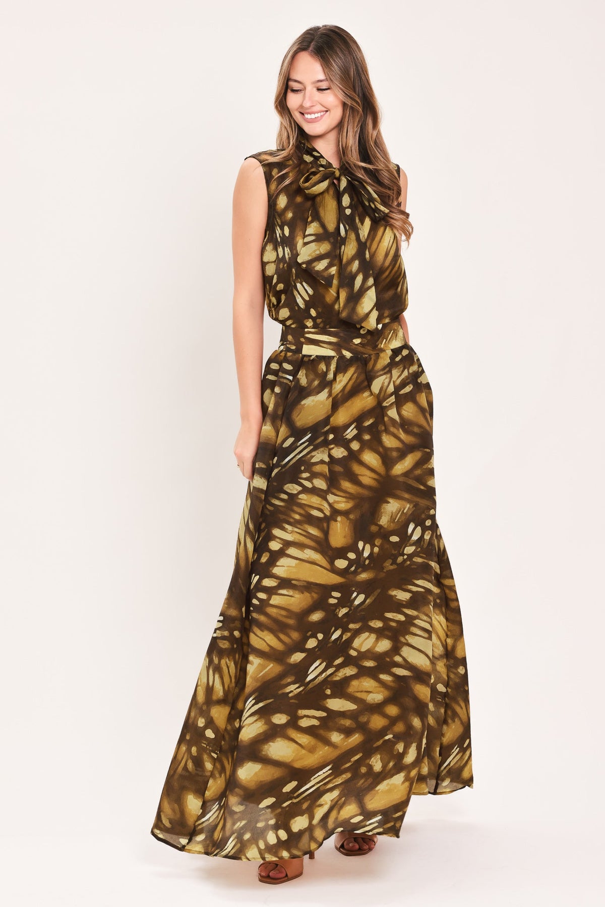 AMBERWING REVERIE WOVEN TOP - Glamourous Grace